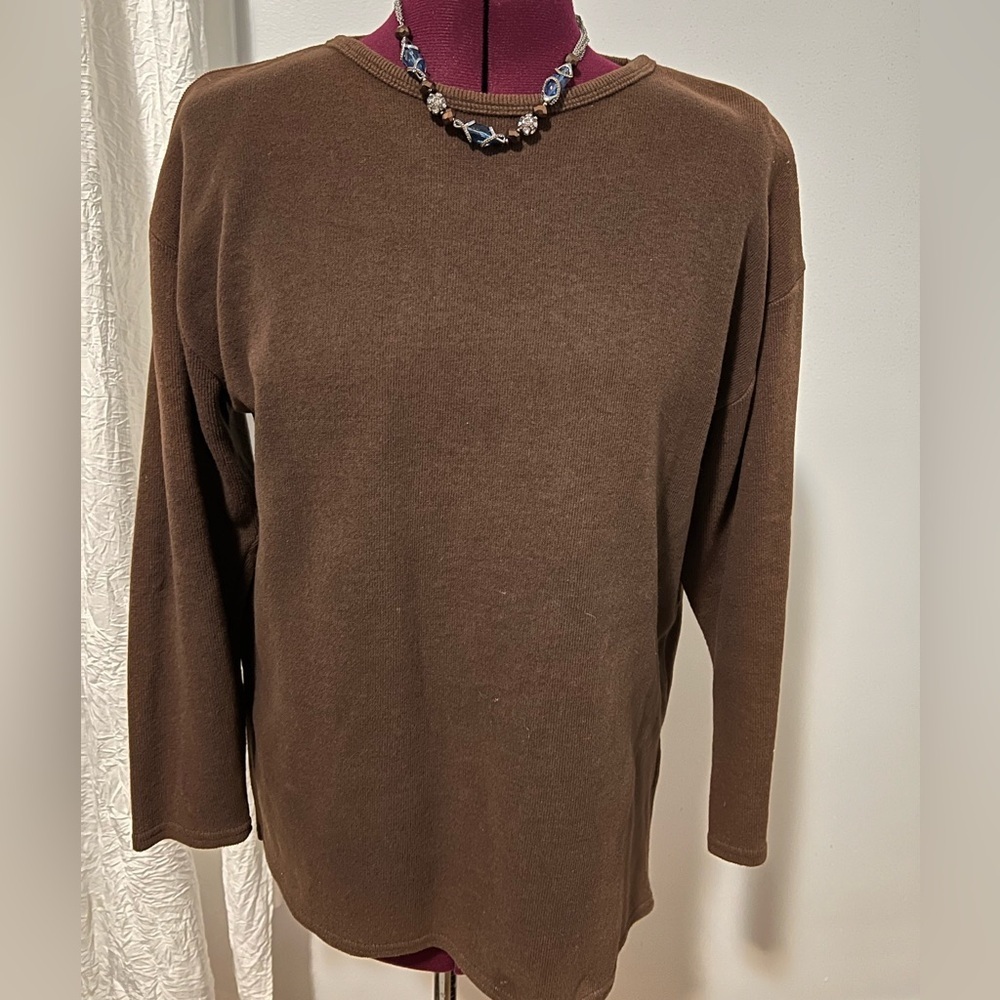 Metropolitan New York 10001 Sweater Women’s Size Small.